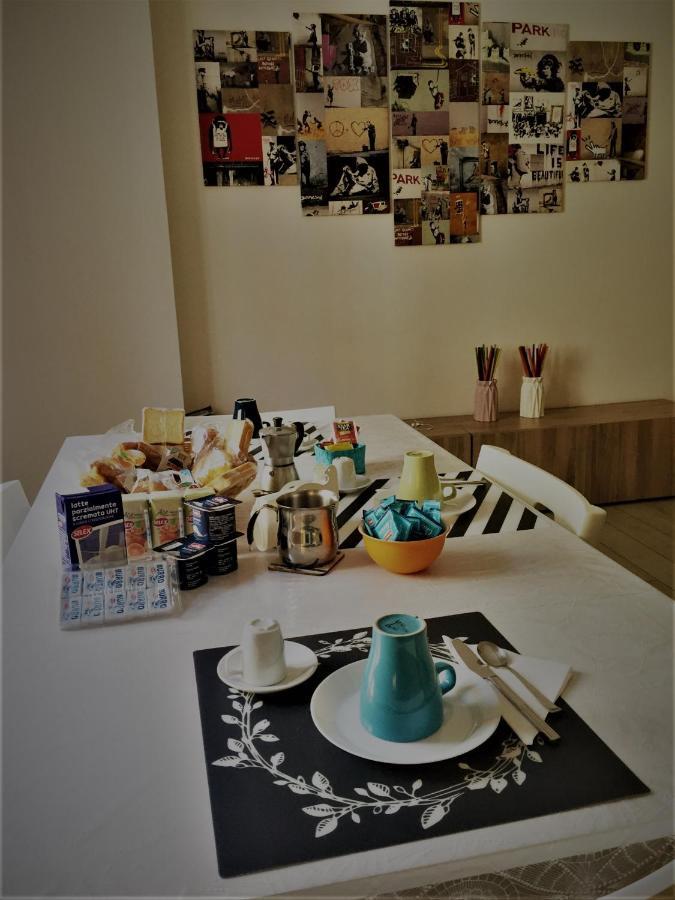 Lazzarella Loft Apartment Наполи Екстериор снимка